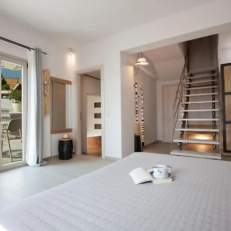 Holiday home Herrliche Mit Schoenem Pool, Terrasse Und Meerblick