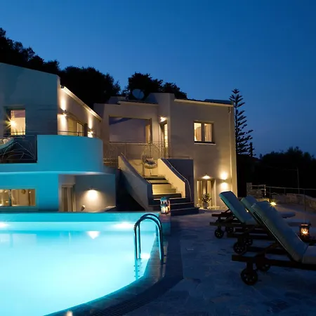 Herrliche Mit Schoenem Pool, Terrasse Und Meerblick Feriehus Nydri (Lefkada)