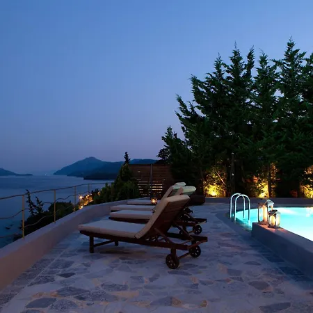 Feriehus Herrliche Mit Schoenem Pool, Terrasse Und Meerblick Nydri (Lefkada)